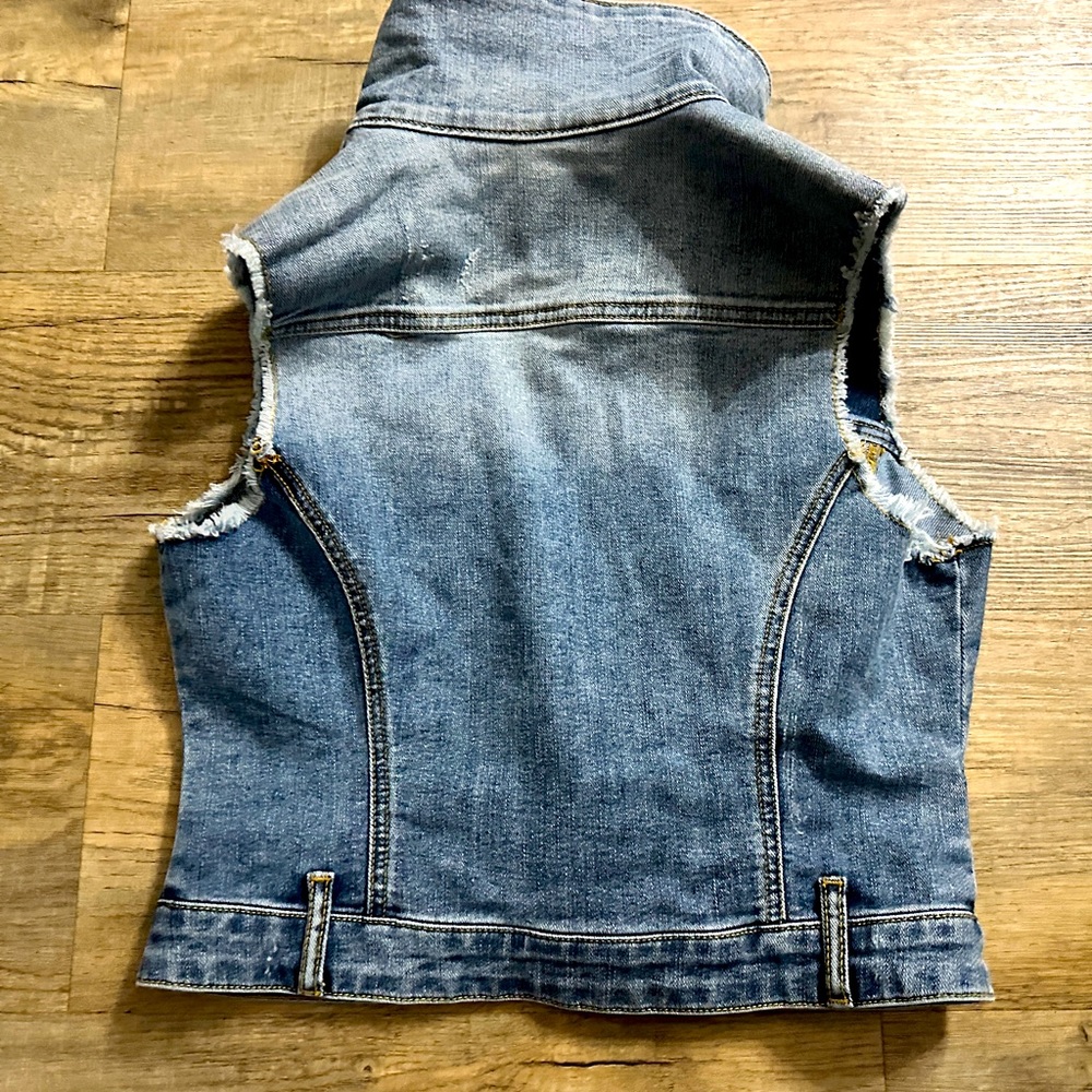 GUESS DENIM DESTROYED STRETCHY VEST MEDIUM - Picture 7 of 14